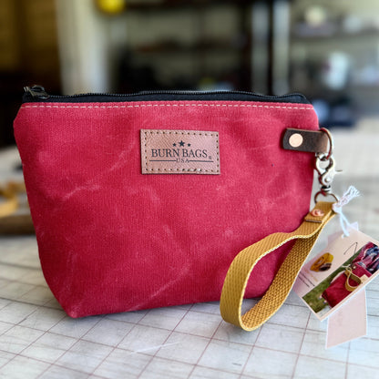 Rubber Fire Hose Clutch- Red